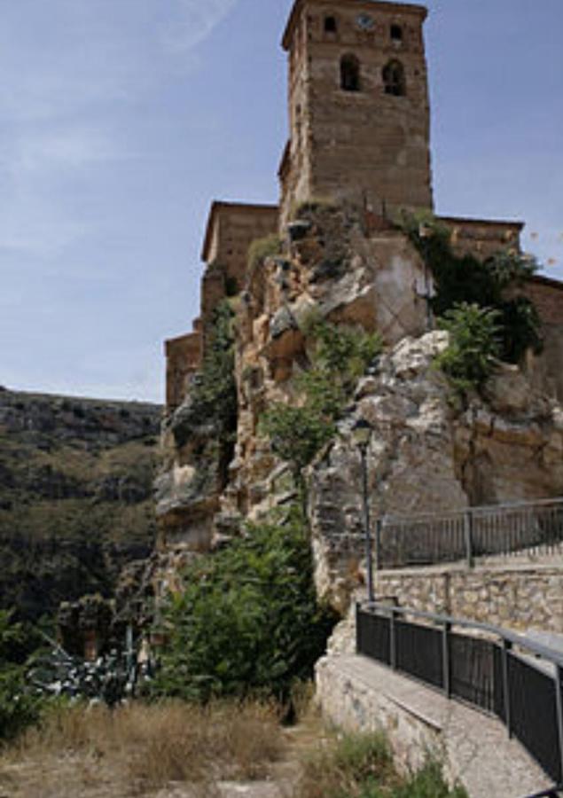Apartamentos Rurales La Posada De Donato Nuévalos Exterior foto